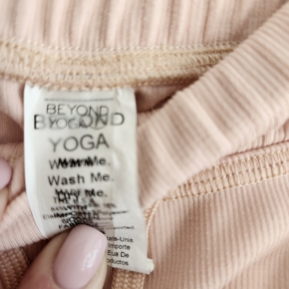 Beyond yoga Light Pink Jogger Pants - Picture 2 of 3